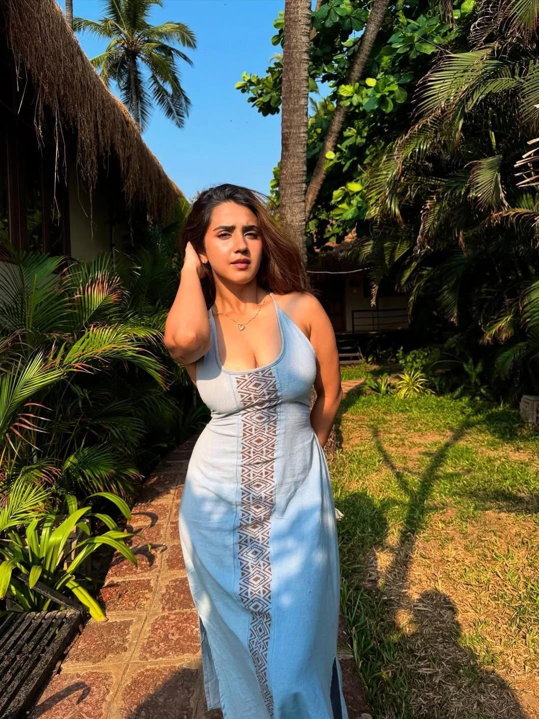 Hyderabad VIP Escorts